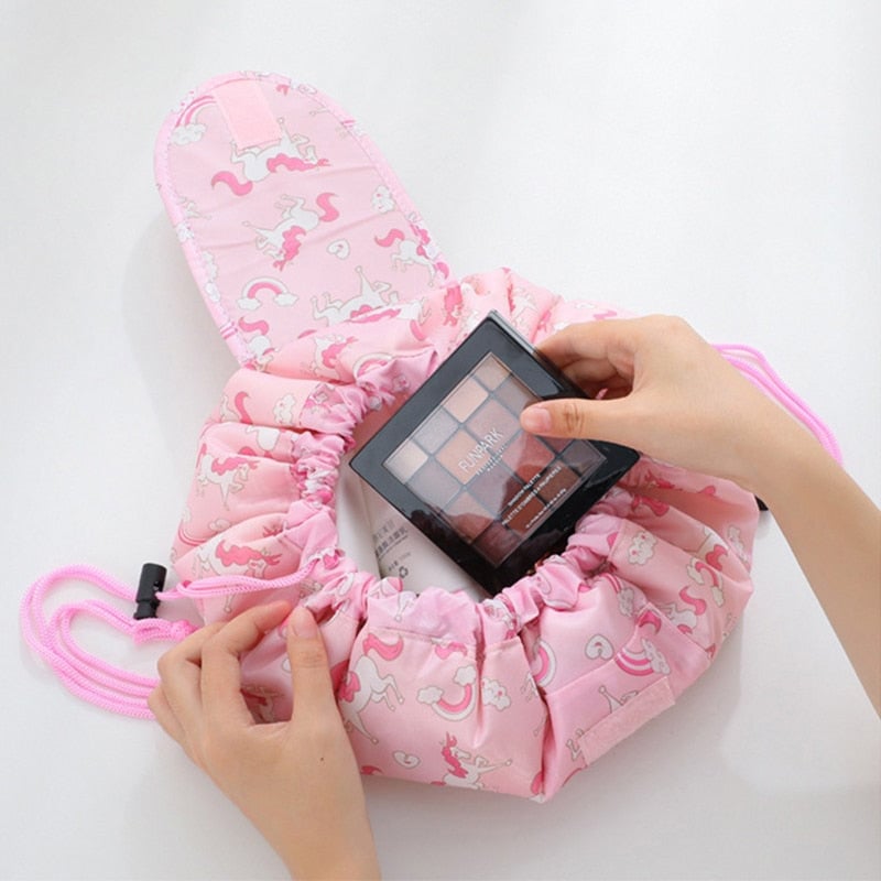 CinchPouch - Find Your Makeup, Instantly - 1+1 FREE