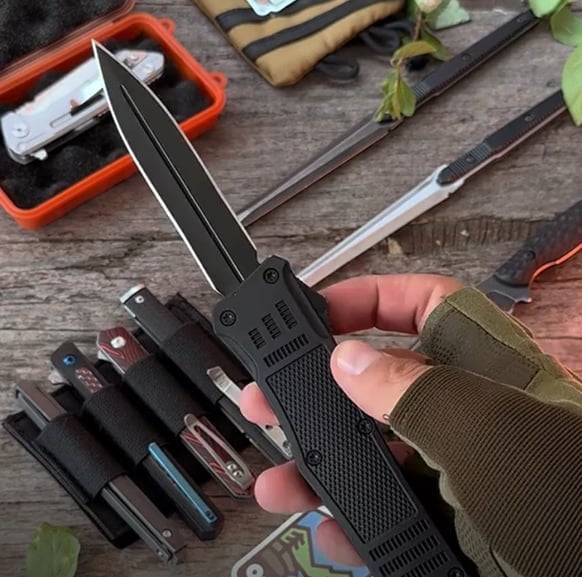 SpaceSaver Pro Knife – The Ultimate All-in-One Kitchen Solution - 50% OFF