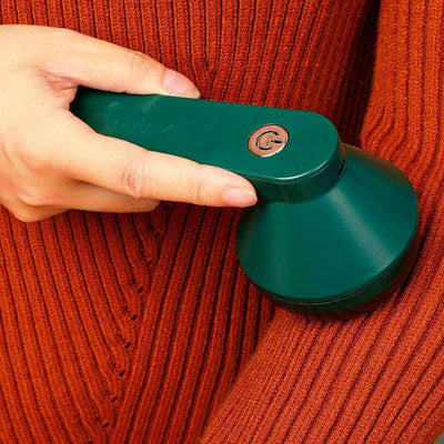 The FabricRenew Shaver - Bring Your Clothes Back to Life + 50% OFF
