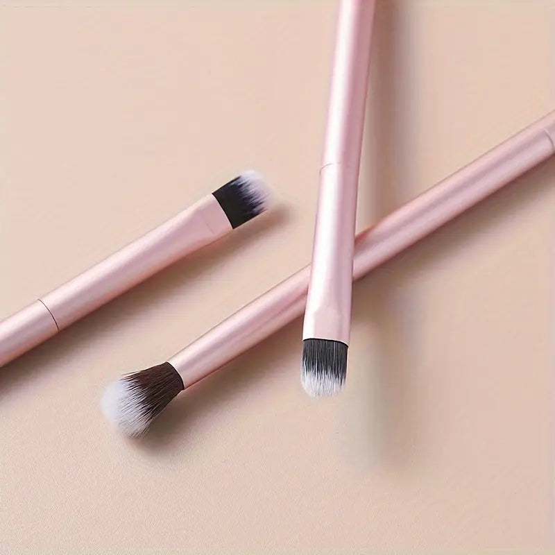 1+1 FREE- GradientGlow Eyeshadow – Effortlessly create a luminous, gradient eye look +FREE BRUSH