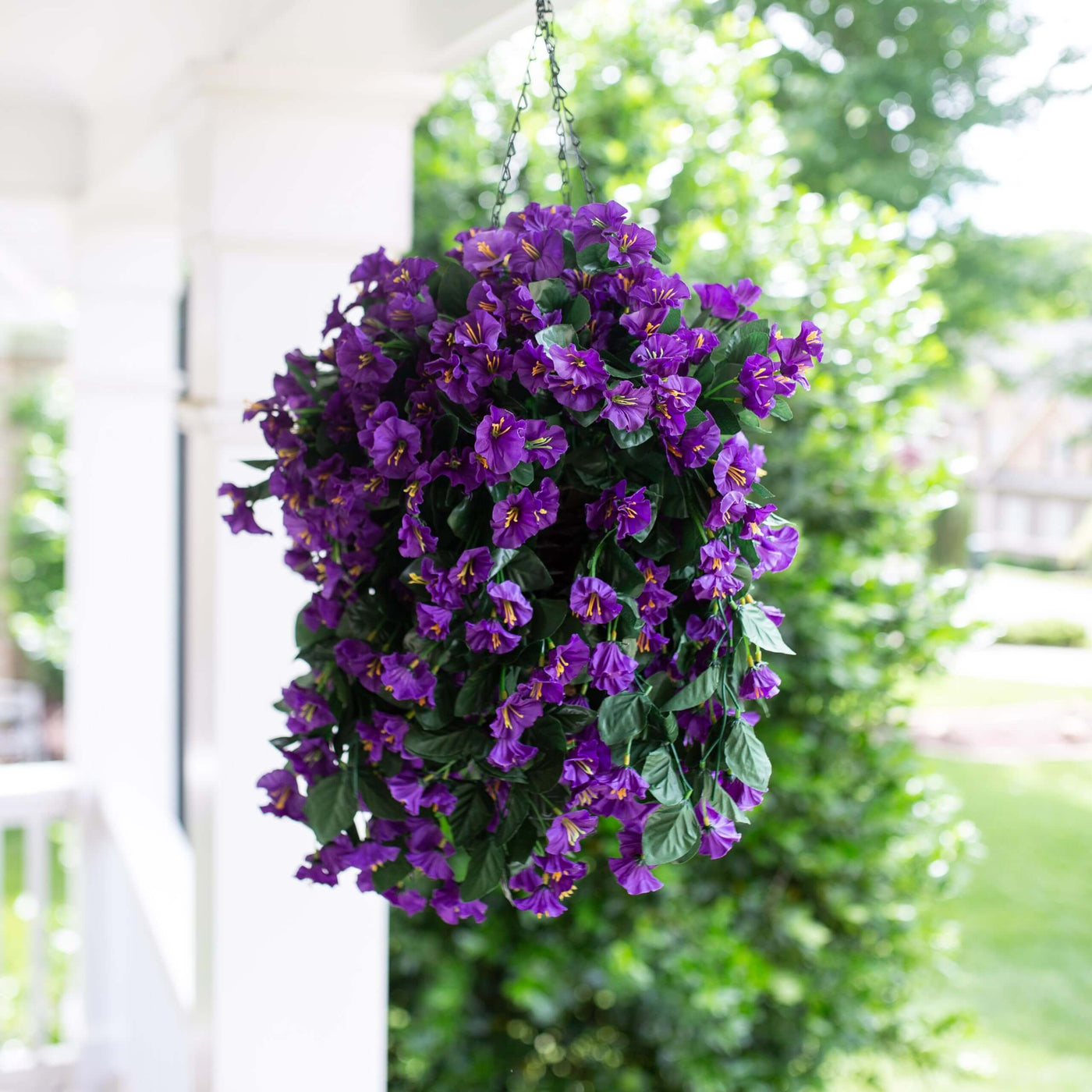 Lush-Bloom Hanging Basket - Effortless Outdoor Beauty + 50% OFF
